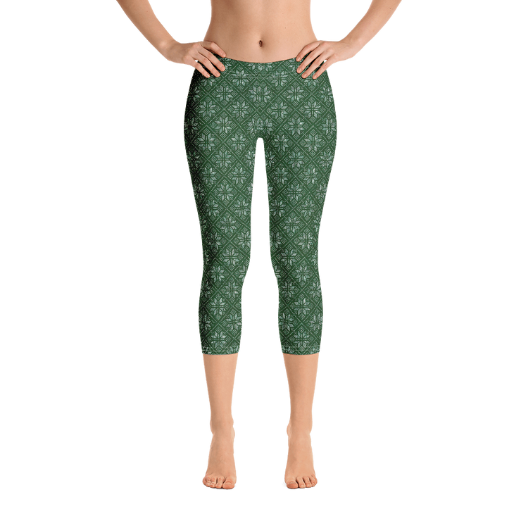 Forest Snowflake Capri Leggings