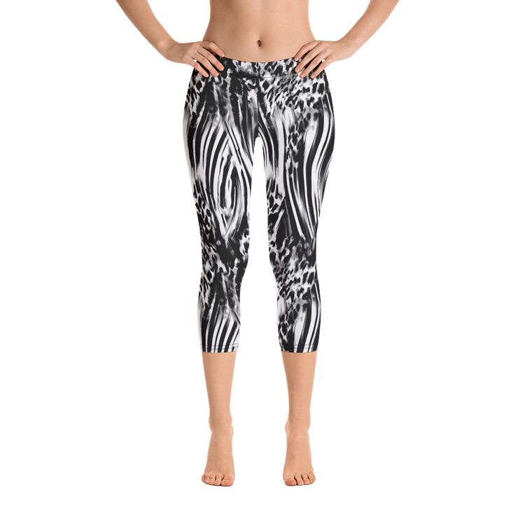 Fused Black & White Capri Leggings