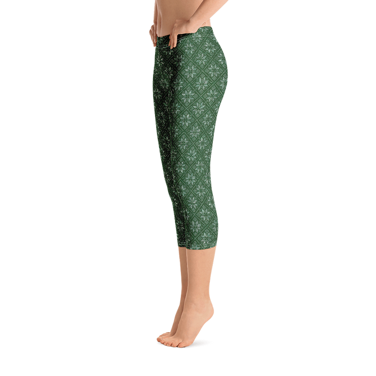 Forest Snowflake Capri Leggings