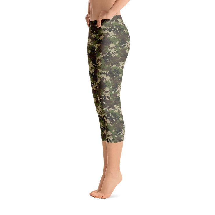 Camo Pixel Capri Leggings