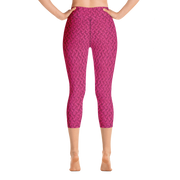 Magenta Lattice Knit Capri Yoga Pants