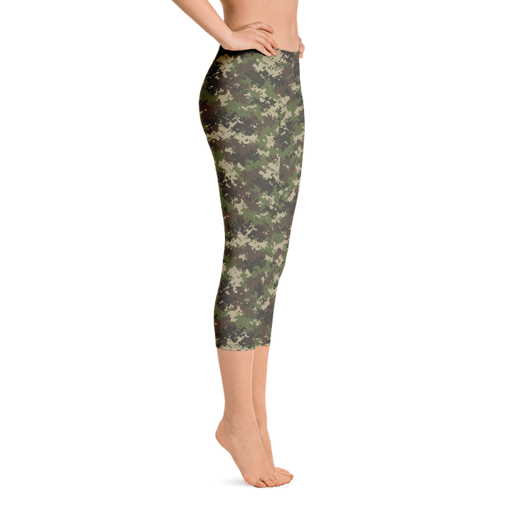 Camo Pixel Capri Leggings