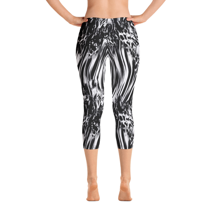 Fused Black & White Capri Leggings